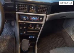 Седан Opel Kadett VI (E) 1987 у Харкові