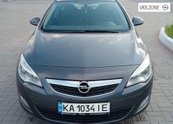Универсал 5 дверей Opel Astra 2012 в Киеве