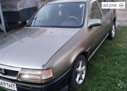 Седан Opel Vectra I (A) 1989 в Измаиле