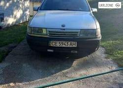 Седан Opel Vectra I (A) 1990 у Косові