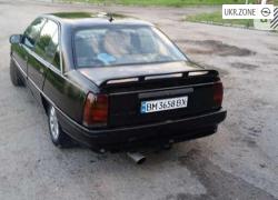 Седан Opel Omega I (A) 1989 у Козовій