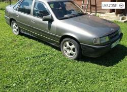 Седан Opel Vectra I (A) 1991 в Калуше