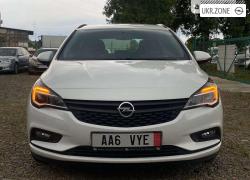 Универсал 5 дверей Opel Astra 2016 в Ужгороде