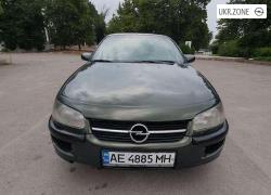 Седан Opel Omega II (B) 1995 в Никополе
