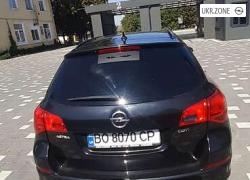 Универсал 5 дверей Opel Astra 2011 в Чорткове