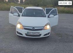 Универсал 5 дверей Opel Astra 2011 в Бережанах