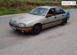 Седан Opel Omega I (A) 1988 в Львове
