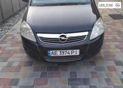 Компактвэн Opel Zafira 2008 в Новомосковске