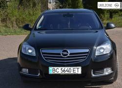 Седан Opel Insignia 2013 в Новом Роздоле