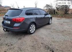 Универсал 5 дверей Opel Astra 2010 в Червонограде