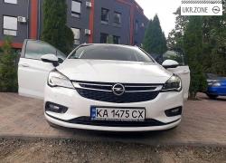 Универсал 5 дверей Opel Astra 2017 в Киеве