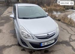 Opel Corsa 2013 в Днепре