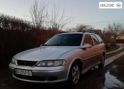 Универсал 5 дверей Opel Vectra II (B) Рестайлинг 2001 в Львове