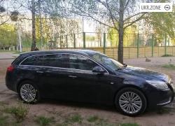 Универсал 5 дверей Opel Insignia I 2011 в Коростене