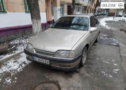 Седан Opel Omega I (A) 1993 в Кременчуге