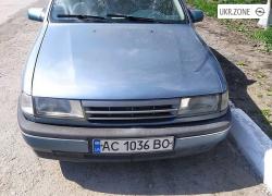 Лифтбек Opel Vectra I (A) 1990 в Луцке