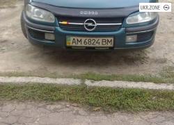 Седан Opel Omega II (B) 1997 у Житомирі