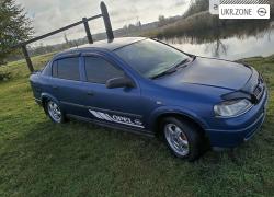 Седан Opel Astra 2006 в Братском