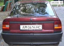 Лифтбек Opel Vectra I (A) 1992 в Житомире
