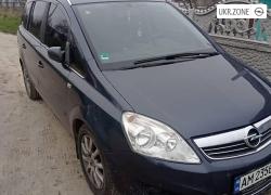 Компактвэн Opel Zafira 2008 в Житомире