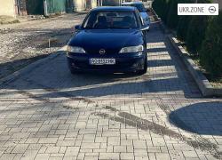Седан Opel Vectra II (B) Рестайлинг 2001 в Тячеве