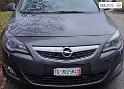 Универсал 5 дверей Opel Astra 2011 в Черкассах