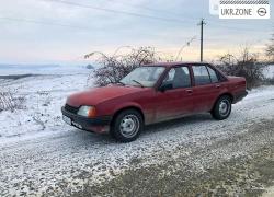 Седан Opel Rekord V (E) 1985 в Черновцах