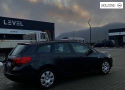 Универсал 5 дверей Opel Astra 2012 в Ужгороде