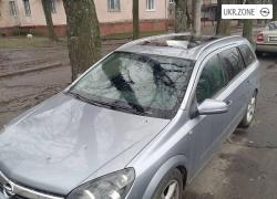 Универсал 5 дверей Opel Astra 2005 в Днепре