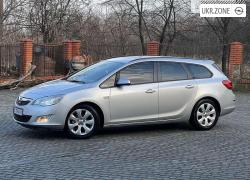 Универсал 5 дверей Opel Astra 2011 в Львове
