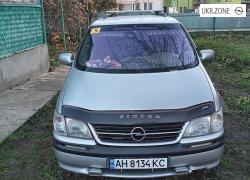 Минивэн Opel Sintra I 1999 в Тячеве