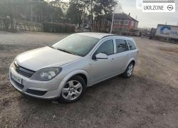 Универсал 5 дверей Opel Astra 2005 в Богодухове