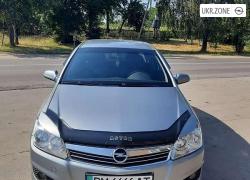 Седан Opel Astra 2012 в Сумах