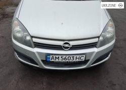 Универсал 5 дверей Opel Astra 2004 в Новоград-Волынском