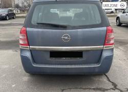 Компактвэн Opel Zafira 2008 в Киеве