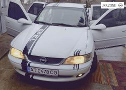 Седан Opel Vectra 1999 в Тысменице