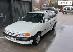 Универсал 5 дверей Opel Astra I (F) 1995 в Львове