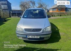 Компактвен Opel Zafira I (A) 2000 у Ратному