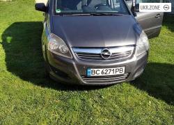 Компактвен Opel Zafira II (B) Рестайлінг 2010 у Золочеві