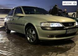 Седан Opel Vectra II (B) 1996 у Івано-Франківську