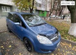 Компактвэн Opel Zafira 2008 в Костополе