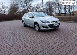 Универсал 5 дверей Opel Astra 2014 в Миргороде