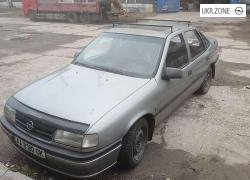 Седан Opel Vectra I (A) 1993 в Киеве