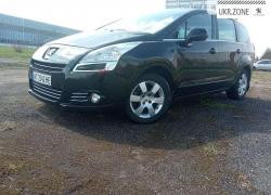 Компактвэн Peugeot 5008 I 2011 в Калуше