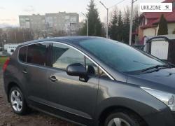 Внедорожник 5 дверей Peugeot 3008 I 2010 в Новояворовске