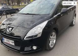 Компактвэн Peugeot 5008 I 2010 в Кременчуге