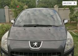 Внедорожник 5 дверей Peugeot 3008 I 2010 в Конотопе