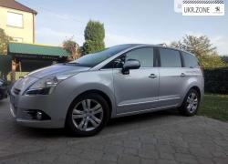 Компактвэн Peugeot 5008 I 2011 в Дубно