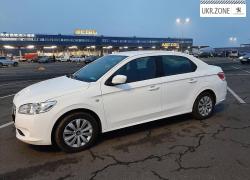Седан Peugeot 301 I 2013 в Киеве