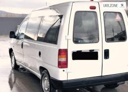 Мінівен Peugeot Expert I 2002 у Глибокій